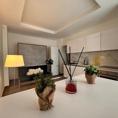 Casa Di Meg Appartamento A Milano Vicino Ai Navigli Екстер'єр фото